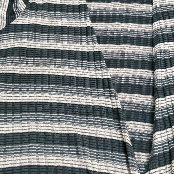 LuLaRoe Sarah Cardigan Stripes XL - Picture 3 of 4